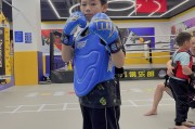 开云体育APP下载-拳击冠军挥拳如风，打破僵局