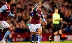 开云体育app-阿斯顿维拉主场逼平纽卡斯尔联，难分胜负