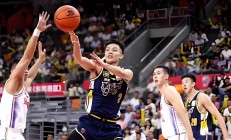 开云体育APP下载-河南男篮大胜一场，给球迷惊喜连连