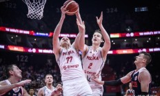 开云APP-波兰客场告捷，成功闯入欧锦赛八强