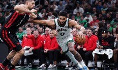 开云体育平台APP-公牛主场告捷，拉文贡献全队最高得分