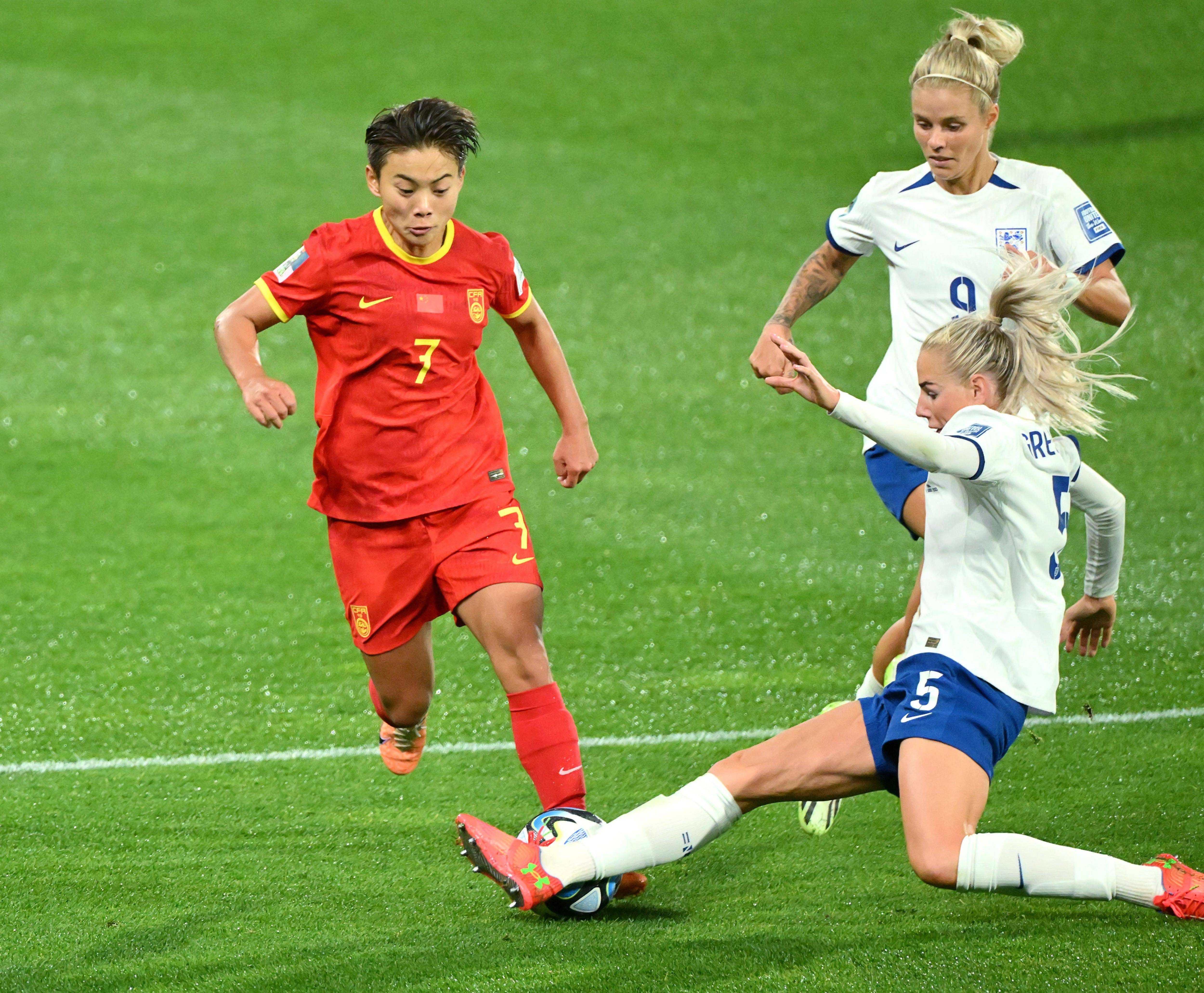 关于英格兰女足对阵挪威，迎来一场激烈的比赛的信息