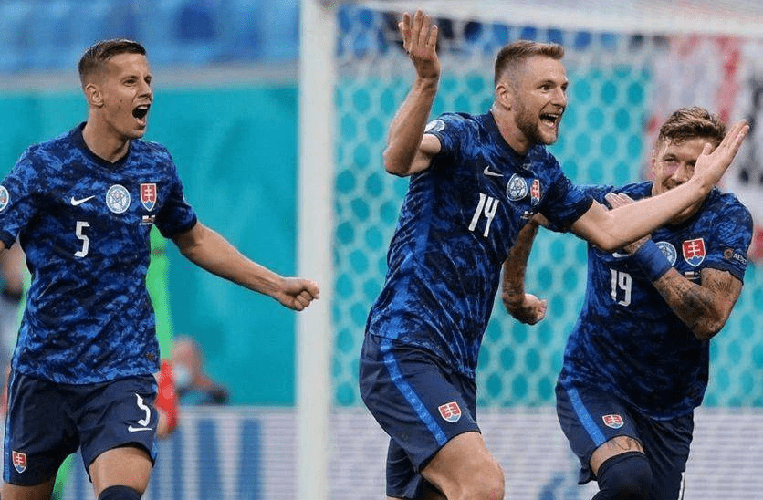 比利时队痛失胜机,战绩不及预期 比利时队痛失胜机,战绩不及预期