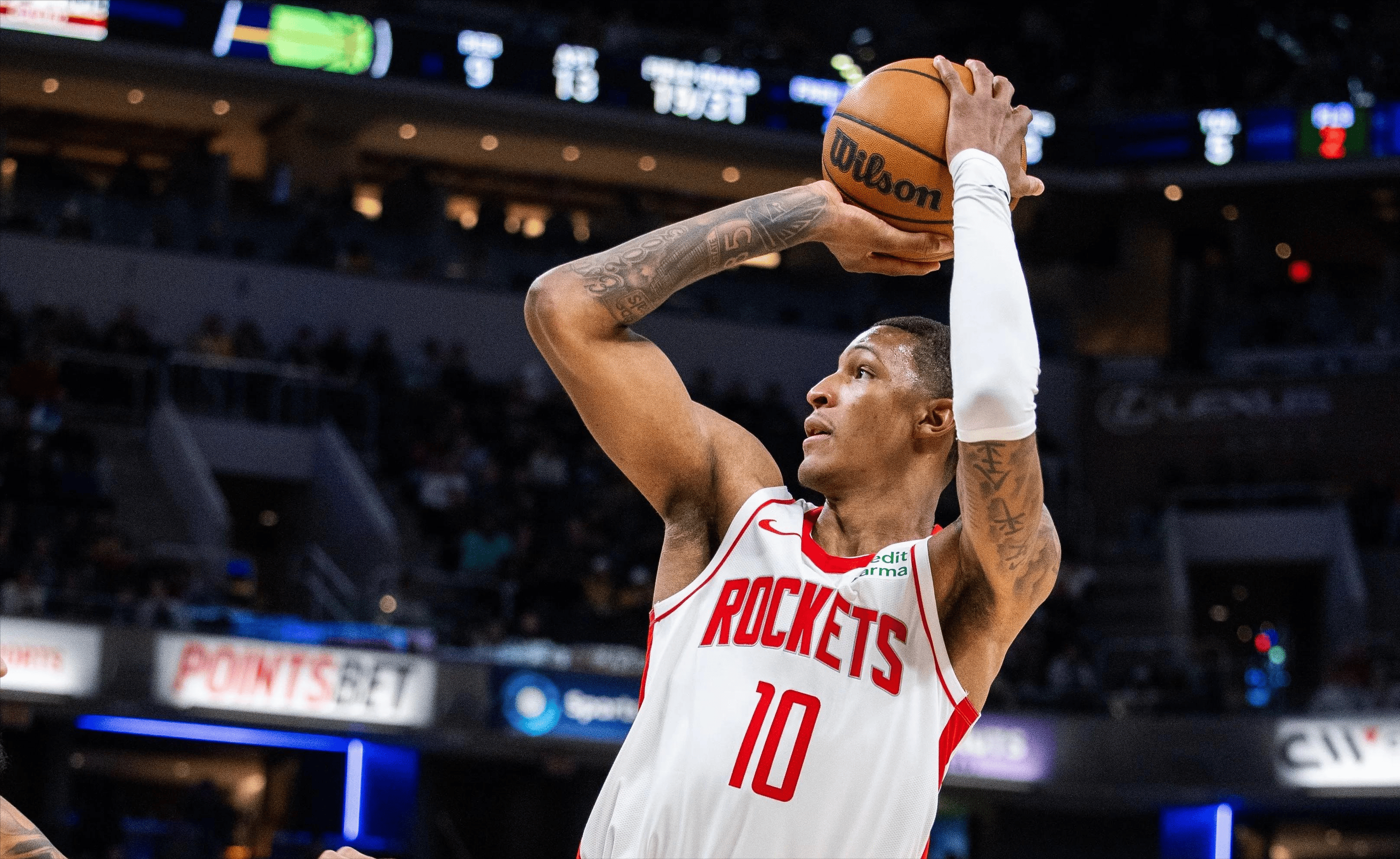 火箭逆转老鹰,取得胜利 火箭逆转老鹰,取得胜利