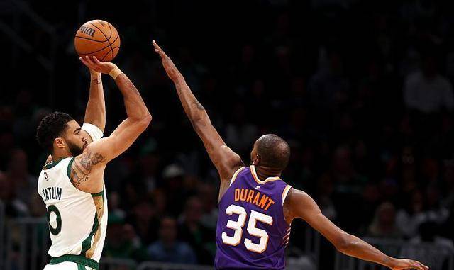 篮网击败凯尔特人，提前锁定季后赛席位