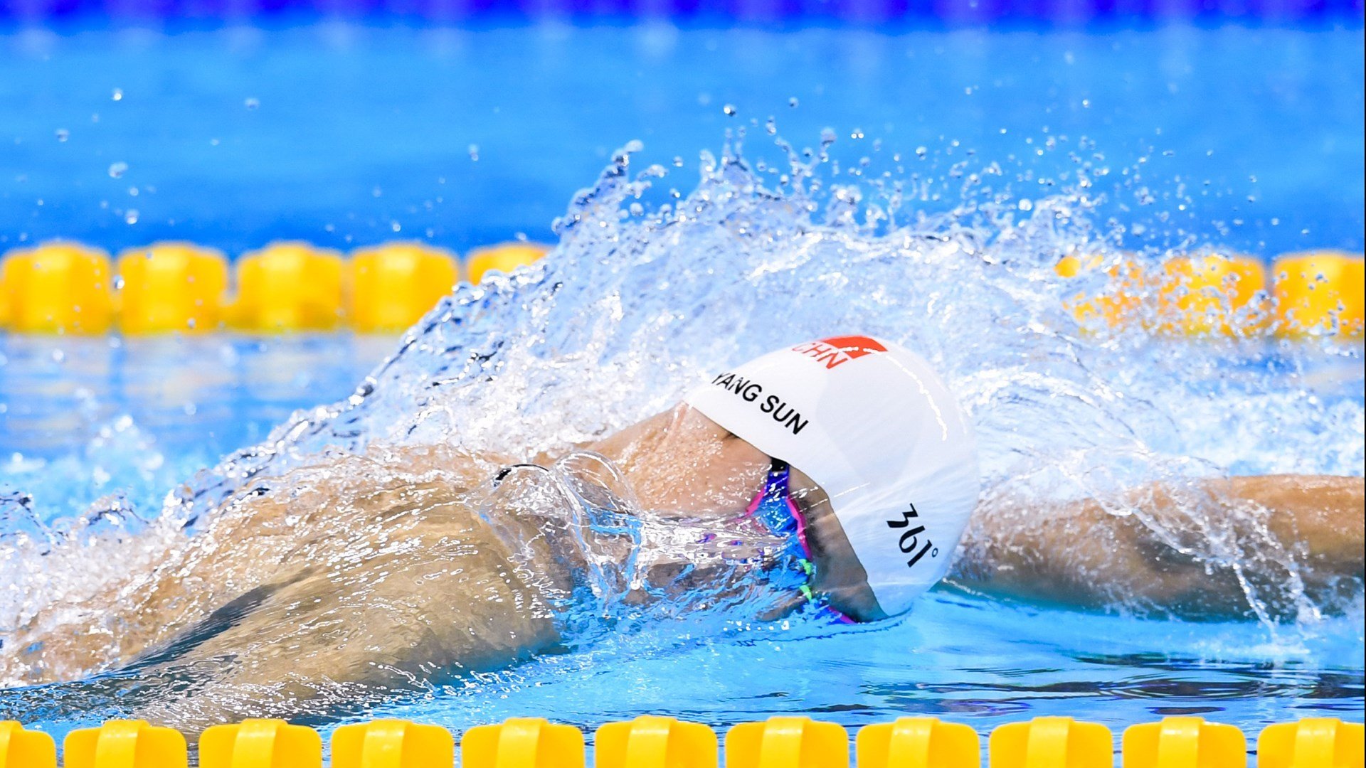 冰与火的对决,塞内加尔的沉稳壁垒与罗德里的钢铁意志